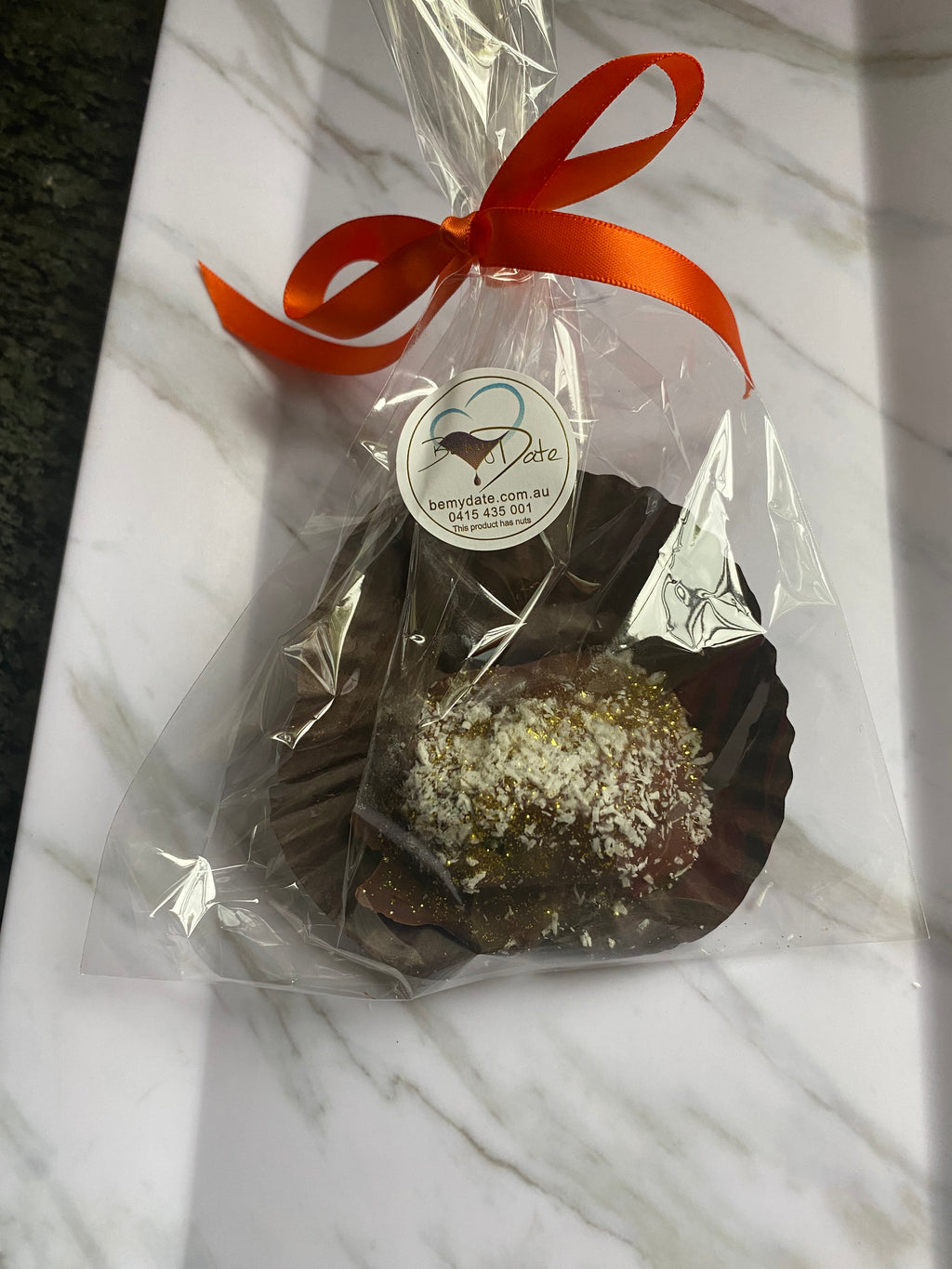 Individual date favour